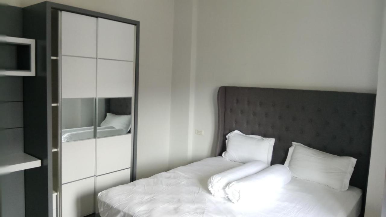 Azalia Residence Palembang Exterior foto